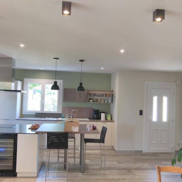 Rénovation d'une cuisine ouverte sur le salon / séjour _ Commune Guilherand Granges (07500)